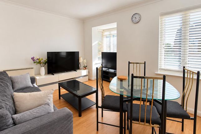 4, Dorset Mews, London photo 2