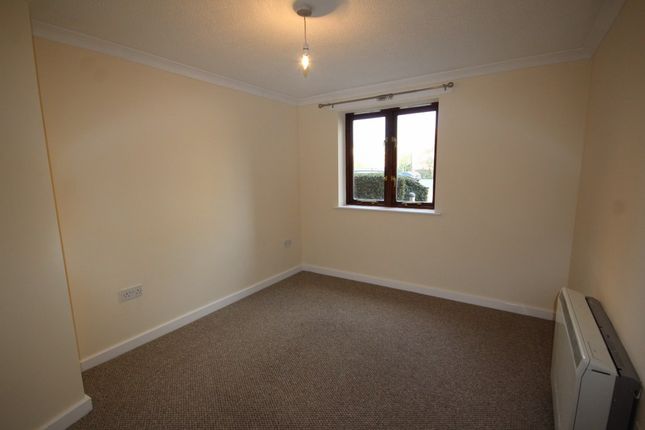 Flat 2, 25, Henry Bird Way, Northampton photo 4