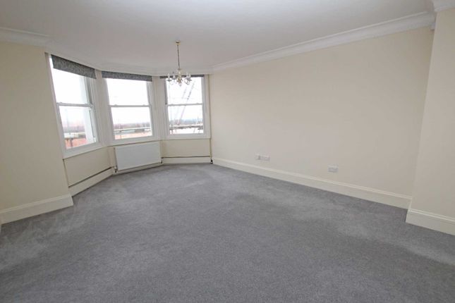 Flat for sale in South Cliff, Eastbourne