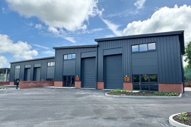 Industrial to let in East Horton Business Park, Knowle Lane, Fair Oak, Eastleigh