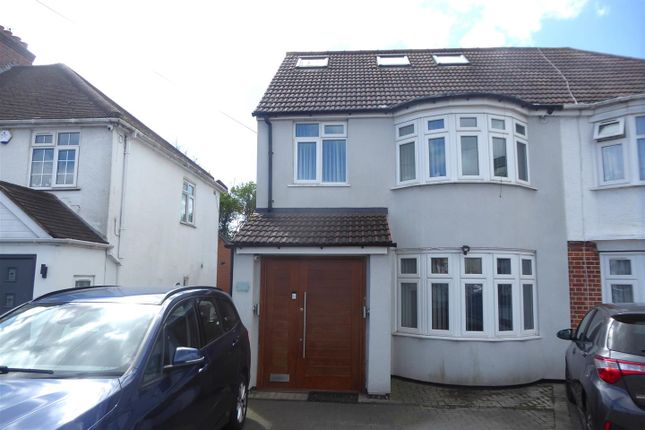 Thumbnail Property to rent in Durham Avenue, Hounslow
