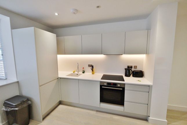 26, Library House, Brentwood photo 4