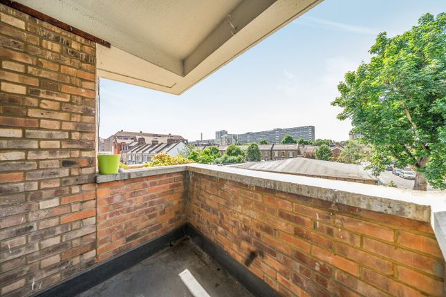 Flat 14, Ellery House,, Beckway Street, London photo 4