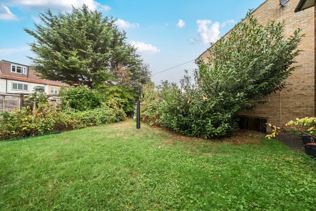 Flat 5, Heatherdene Court,, Heatherdene Close, Mitcham photo 4