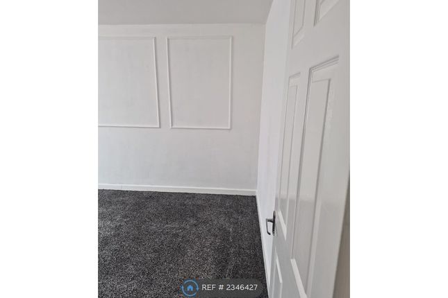 Flat, Spring Court Nottingham Road, Stapleford, Nottingham photo 4