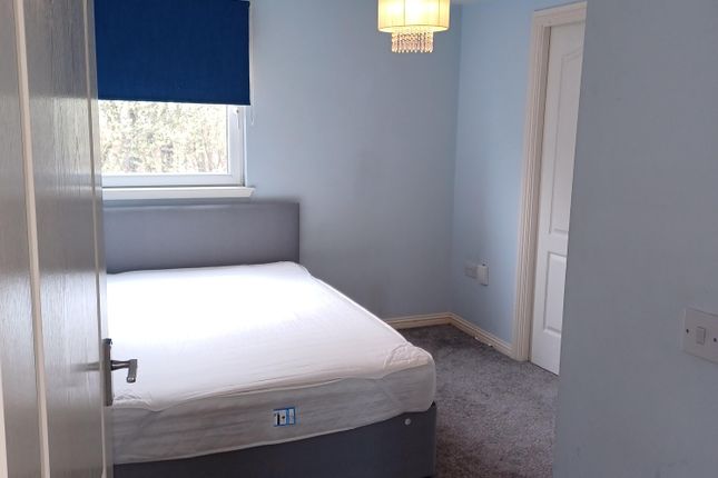 Flat to rent in Curle Street, Glasgow
