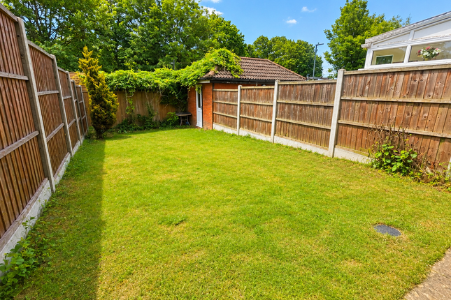 5, Dandelion Close, Rush Green photo 4