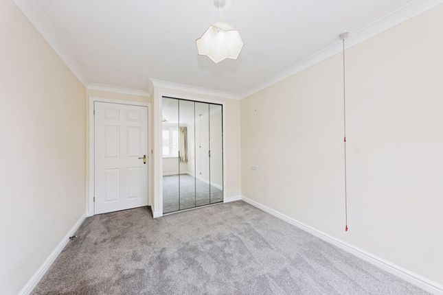 Flat for sale in Richmond Court, Herne Bay