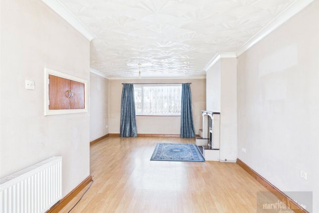 29, Ainger Road, Essex photo 2