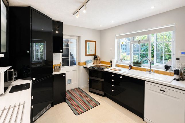 43, North Street, Lymington photo 3