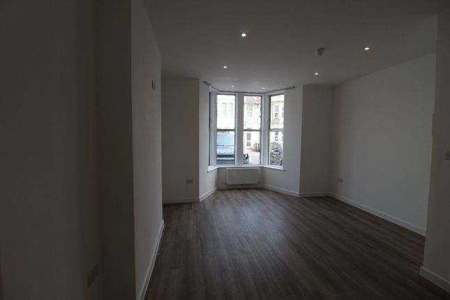Flat 1, 10 Locking Road, Weston-Super-Mare photo 5