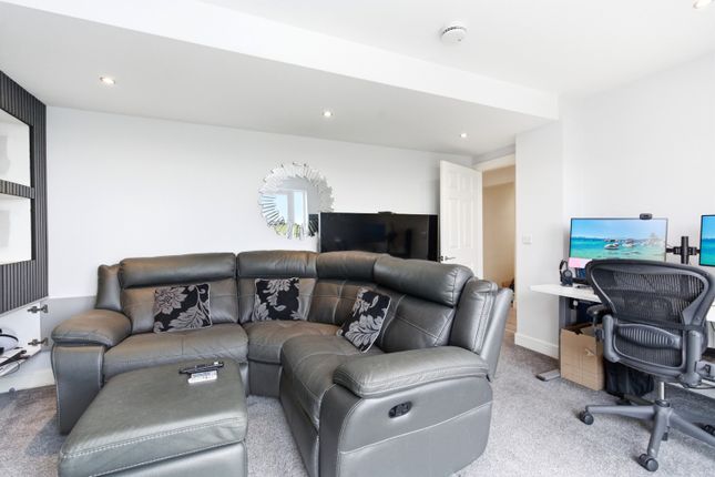 8A Lochend Road, Ratho Station, City of Edinburgh photo 4