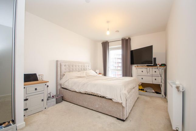 Flat for sale in Centenary Quay, Woolston, Southampton