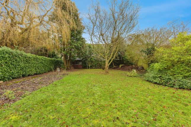 102, Norwich Road, Attleborough photo 3