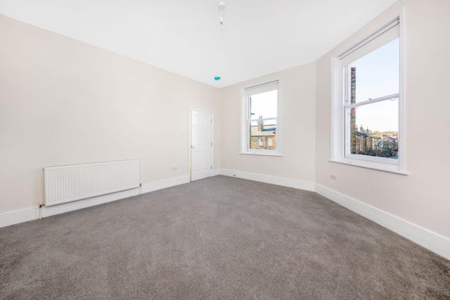 Park Hall Road, London photo 4