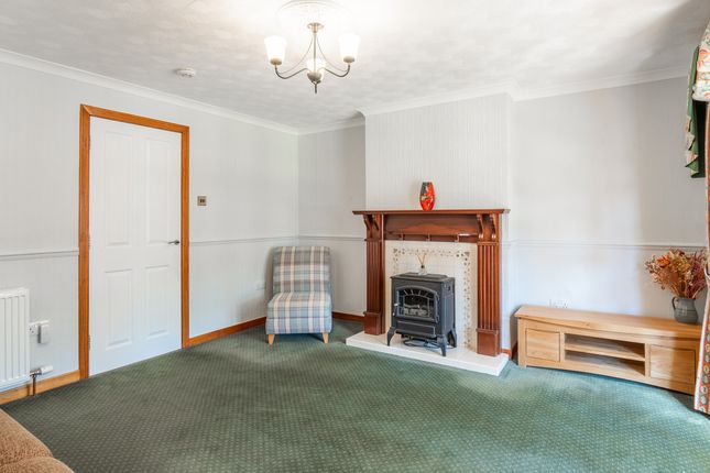 8, Logie Place, Dingwall photo 4