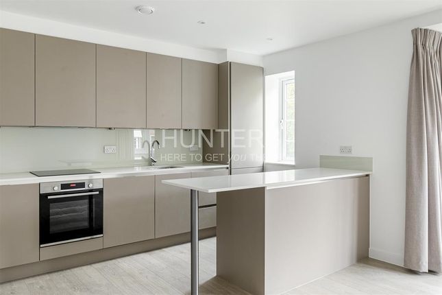 Thumbnail Flat to rent in Crouch End Hill, London