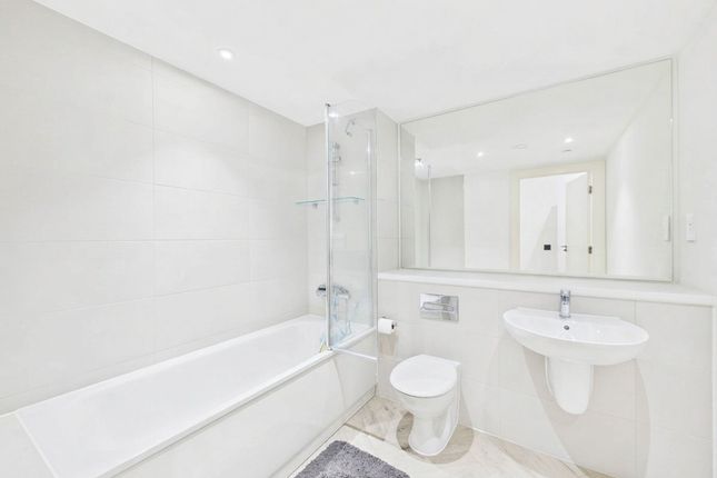 6 Minerva Place, Chatham photo 3