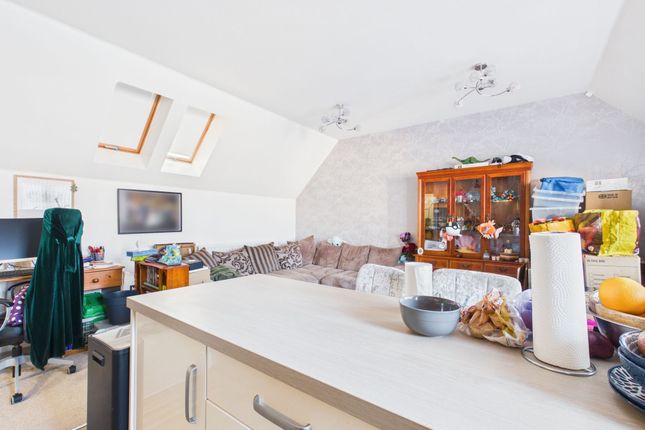 6 Barleyfield Way, Huntingdon photo 4