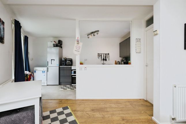 19, Holly Place, Eastbourne photo 4