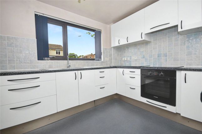 The Three Oaks, 59, Eaton Hill, West Yorkshire photo 2