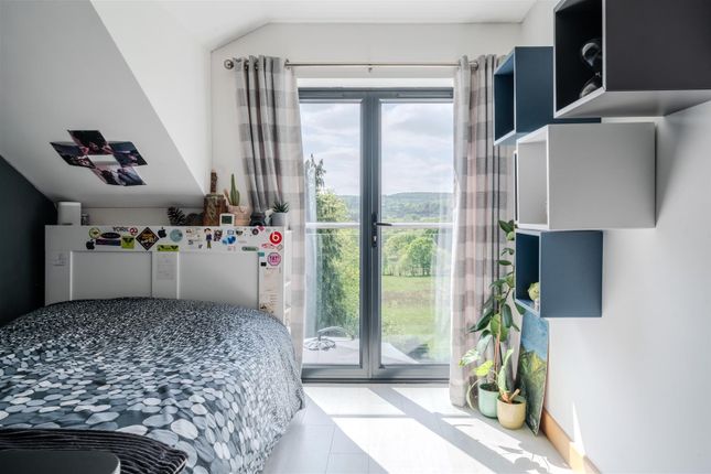 Bedroom1-2.Jpg