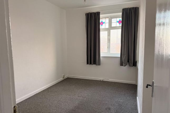 899, Longbridge Road, Essex photo 4