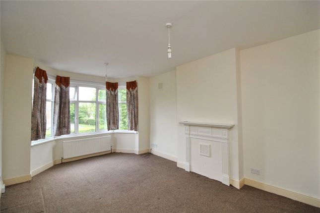 Maisonette to rent in Avenue Road, Southgate, London