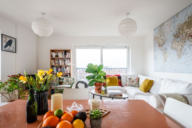 Flat for sale in Cresset Road, London