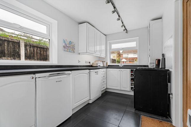 105 Hazeldell, Hertford photo 4