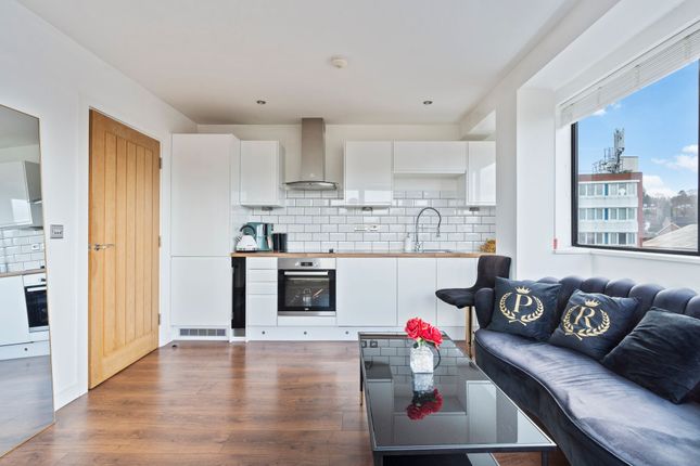 25 D B H House Carlton Square, Nottingham photo 5
