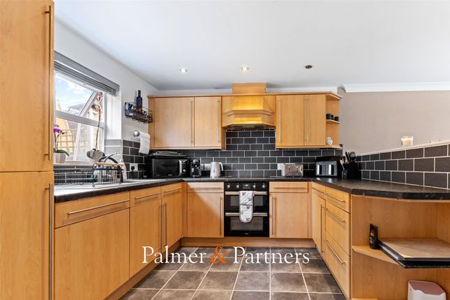 30, Septimus Drive, Colchester photo 2