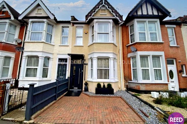 Terraced house for sale in South Avenue, Southend On Sea