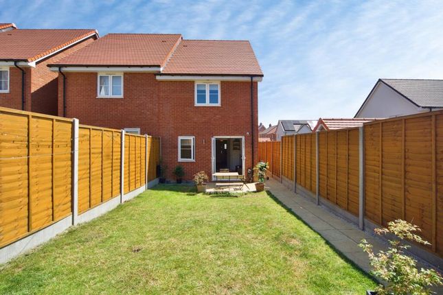 1, Aspen Road, Cheshunt photo 3