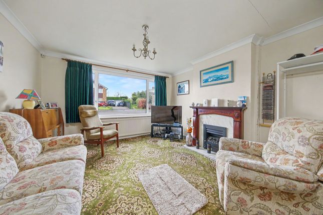 155, Brockwell Lane, Chesterfield photo 2