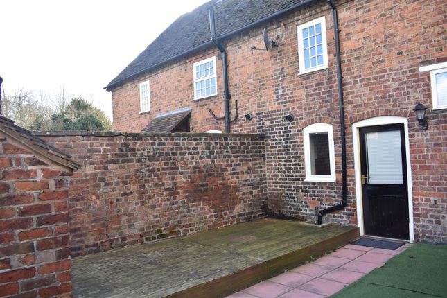 Cottage to rent in Main Road, Weston, Crewe