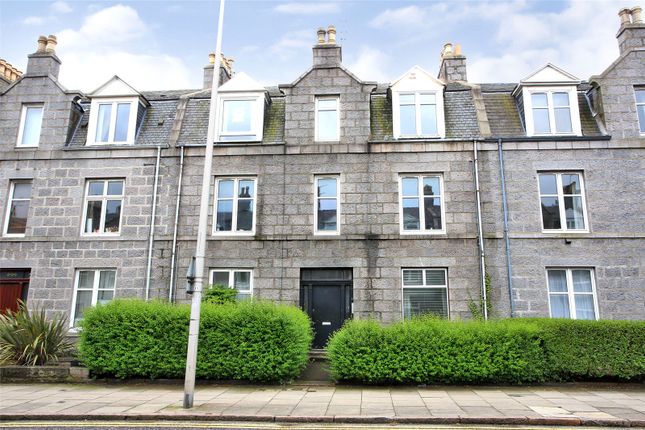 Thumbnail Flat to rent in 301 Union Grove, Top Floor Right, Aberdeen