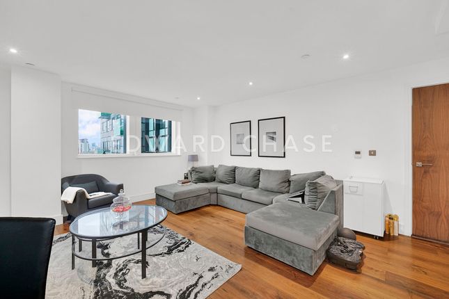 1203 Jackson Tower, 1 Lincoln Plaza, London photo 4