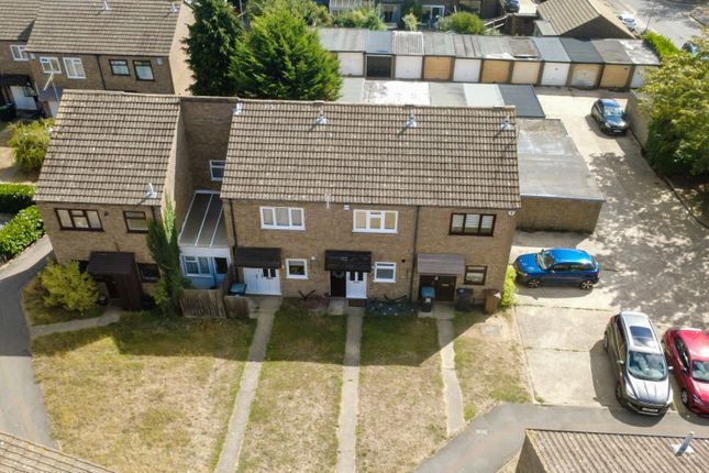 37 Apsledene, Gravesend, Kent photo 3