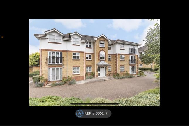 Rosebank Close, Teddington photo 5