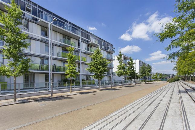 Flat to rent in Hudson Apartments, New River Village, Hornsey