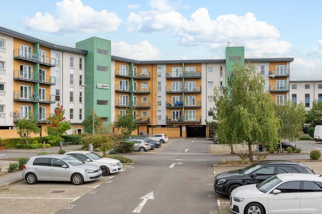 Flat for sale in Parkhouse Court, Hatfield, Hertfordshire