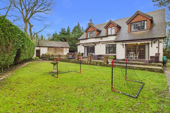 Woodcote,, Stylecroft Road, Buckinghamshire photo 2