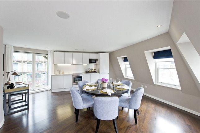 Thumbnail Flat to rent in Islington On The Green, 12A Islington Green, Angel, Islington, London