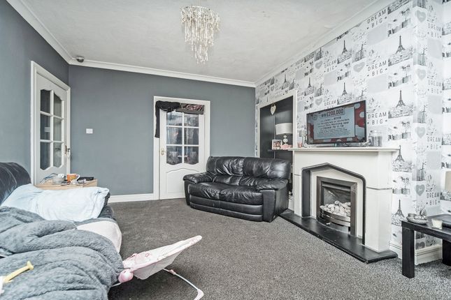 Flat for sale in Almswall Road, Kilwinning