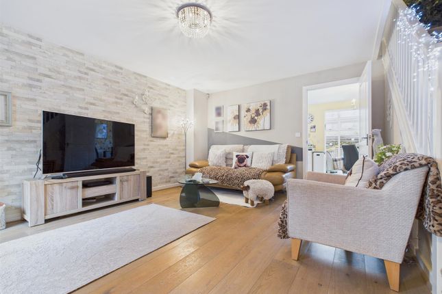 4 Llanmelin Gardens,, Ash Tree Road, Caldicot photo 2