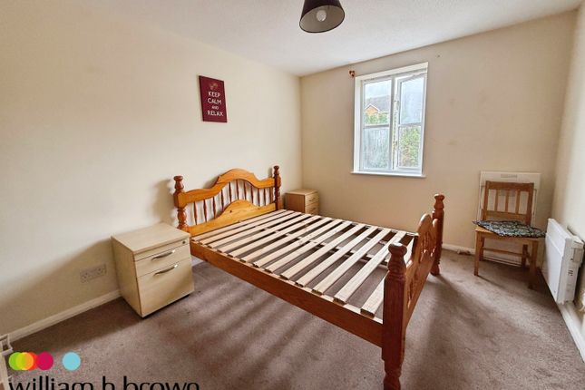 66, Timber Court, GRAYS photo 5