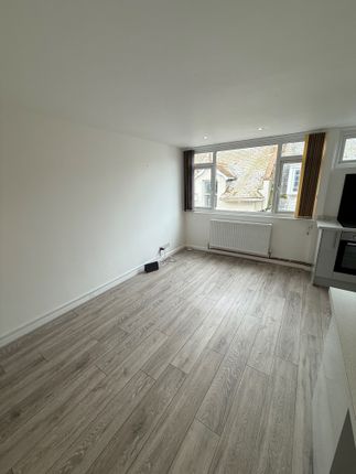 55b, Fore Street, Brixham photo 5