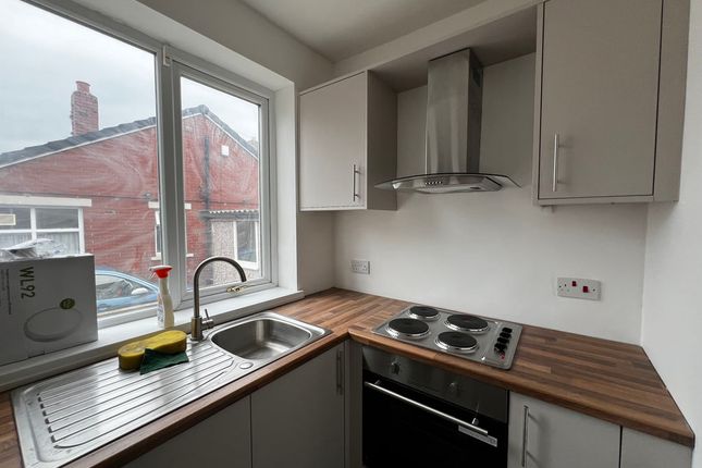 3, Seagrave Road, Huddersfield photo 3
