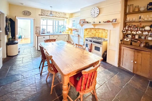 3, Summerland, Devon photo 2